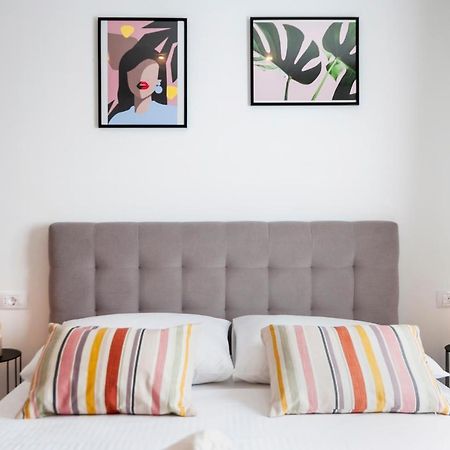 Jazz Rooms And Apartments Ровин Екстериор снимка